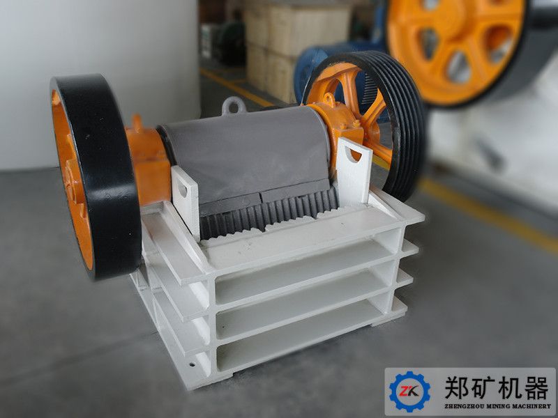 PE、PEX 系列顎式破碎機(jī)2.jpg